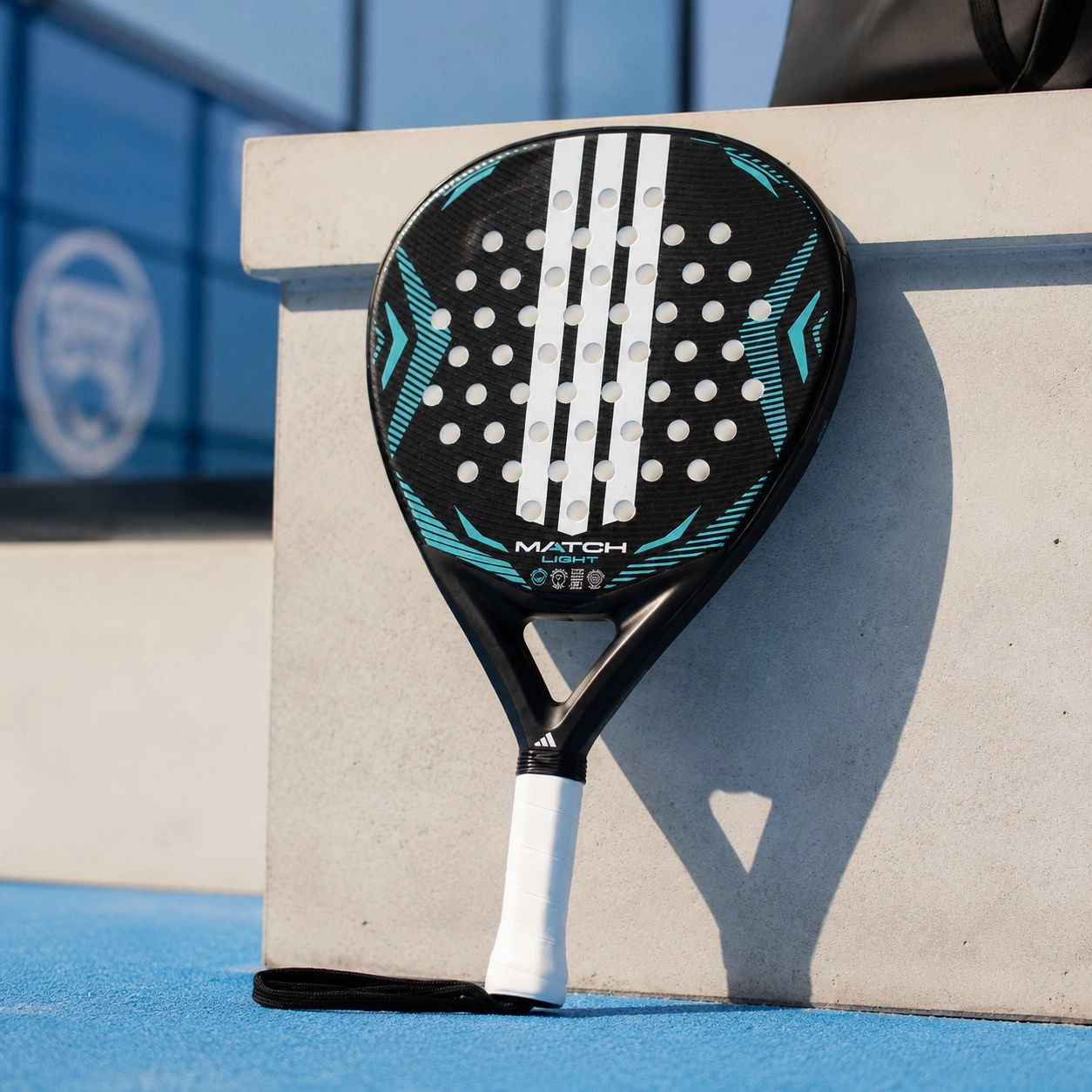 Adidas Match light 2026