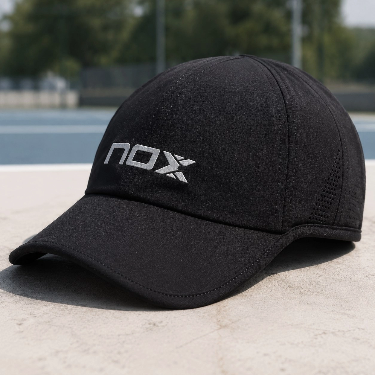 Nox Black Cap — Caps & visors